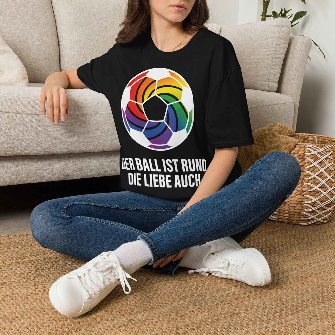 KlareAnsage „Der Ball ist rund. Die Liebe auch.“ Gildan 64000 T-Shirt