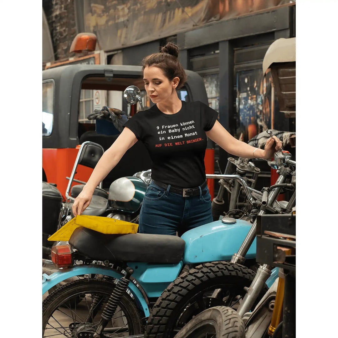 Brooks’ Law T-Shirt – 9 Frauen können ein Baby nicht in einem Monat auf die Welt bringen - KlareAnsage