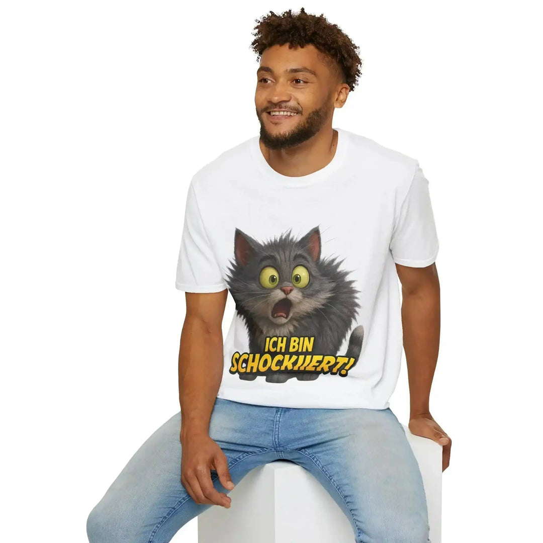 Ich bin schockiiert! – Lustiges Katzen T-Shirt mit Spruch - KlareAnsage
