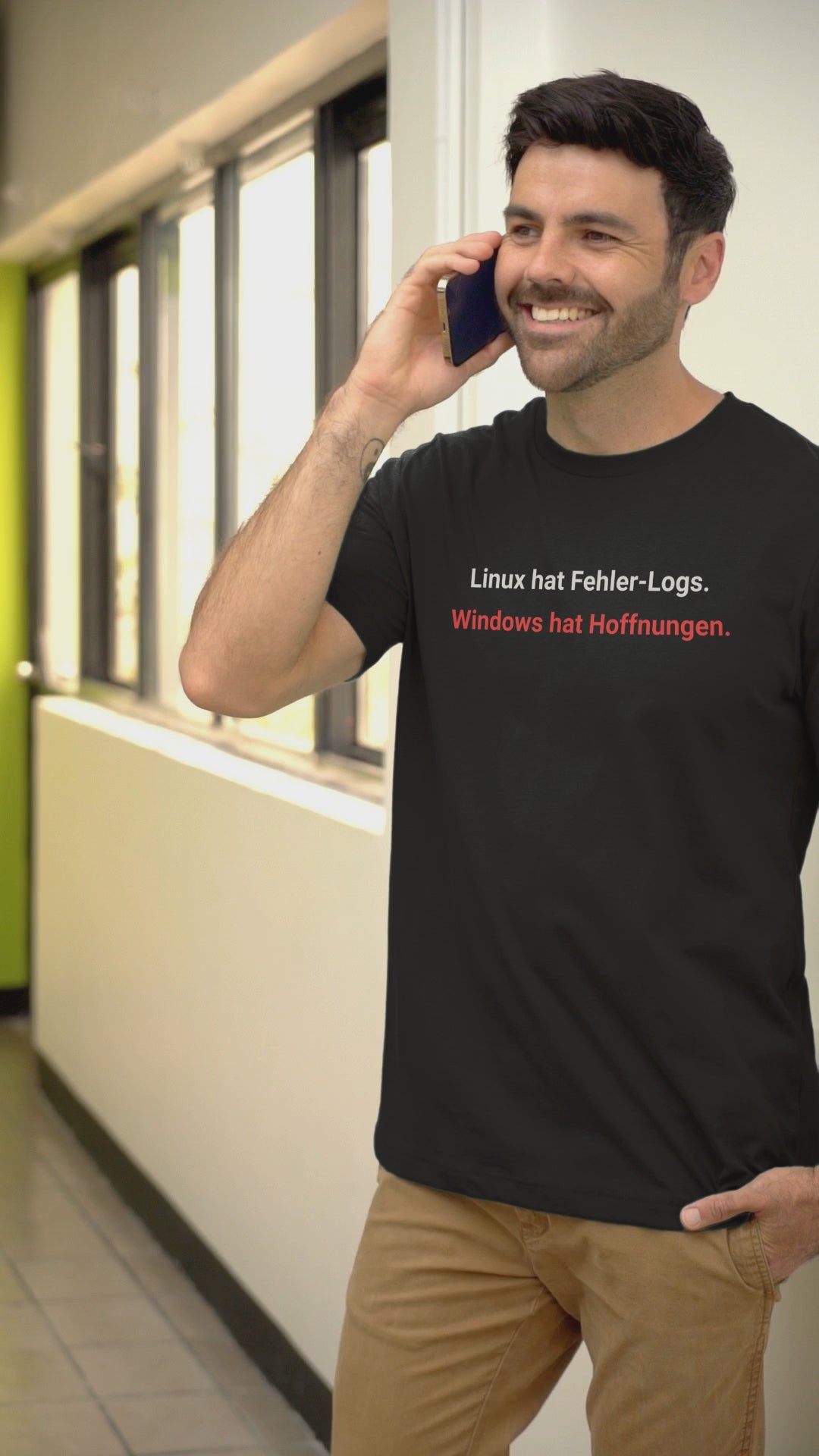 Linux Shirt "Fehler-Logs &amp; Hoffnungen" – IT T-Shirt für Admins und Windows-Geplagte