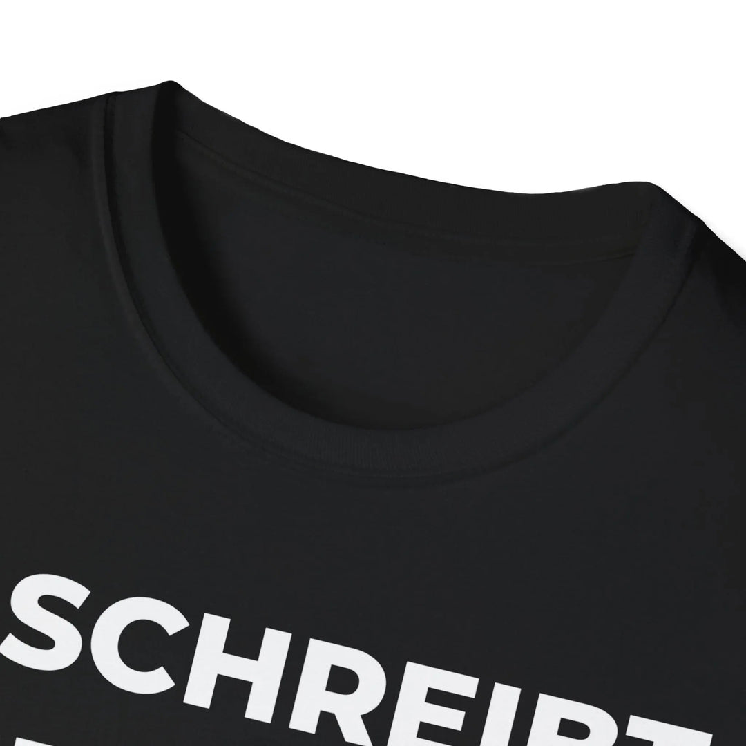 Teamwork: KI schreibt &amp; Ich trinke Kaffee – Statement Shirt - KlareAnsage
